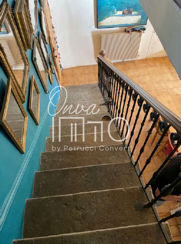 Maison à COLLONGES-AU-MONT-D&#039;OR