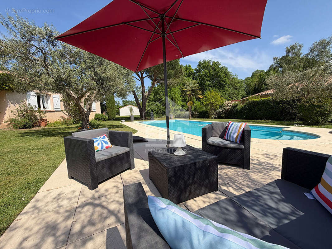 Maison de standing Albi - Lasbordes 150m², piscine, garages 95m² - photo 9