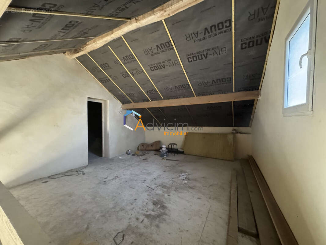 Maison à VIELS-MAISONS