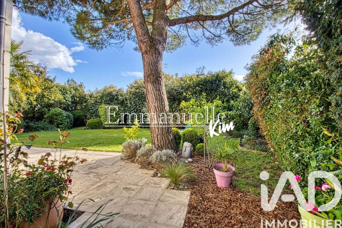 Photo 2 - Maison à MONTMORENCY