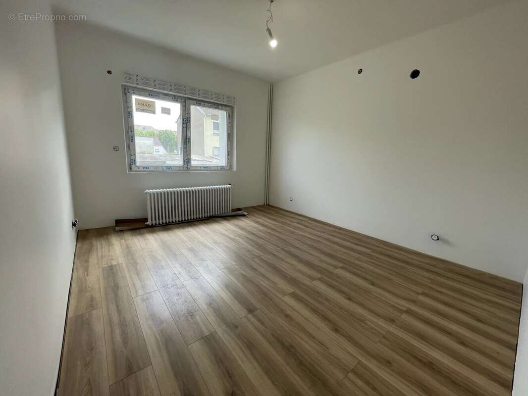 Maison à AMNEVILLE
