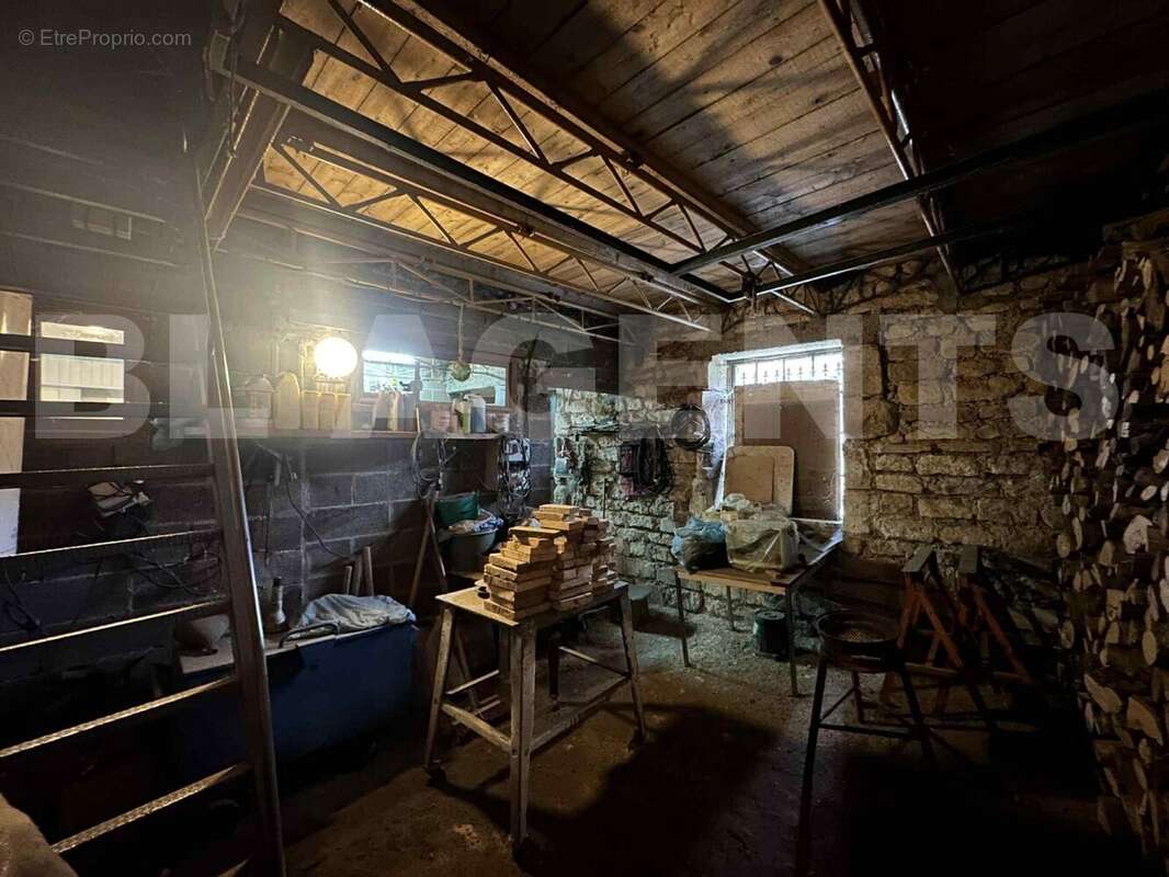 5e4d5183-a2c9-481a-a83f-9cd50866e4a1 - Maison à BEAUMONT-EN-ARGONNE