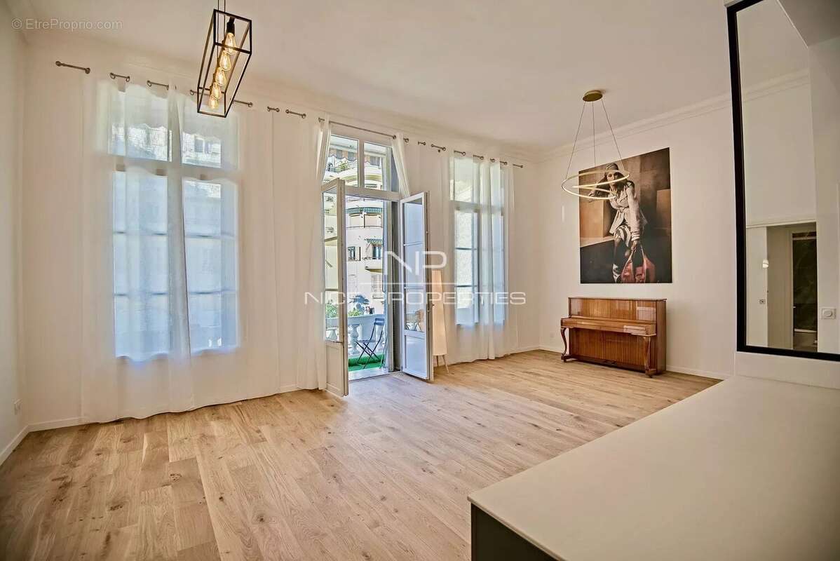 Appartement à NICE