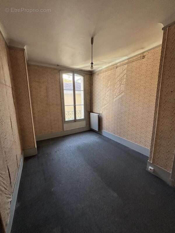 Appartement à MONTROUGE