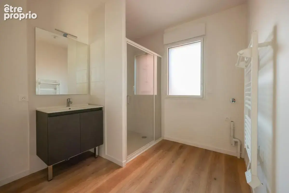 Maison T4  jardinet et garage - photo 2