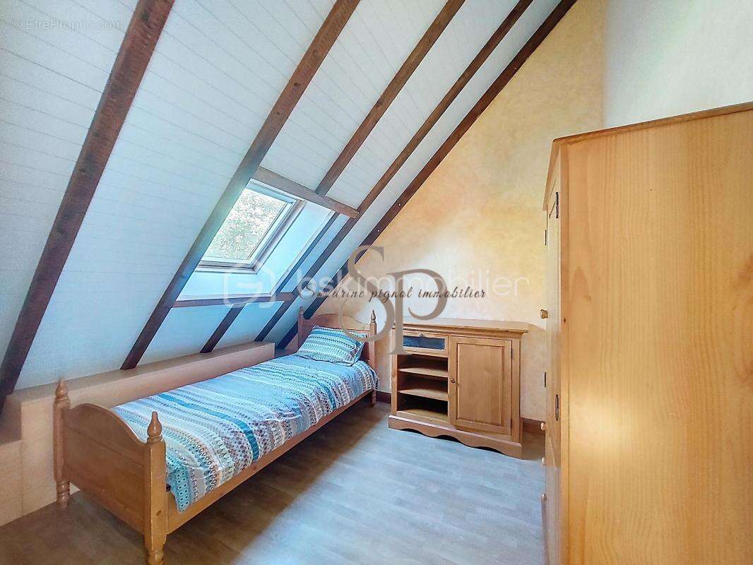 Maison à BAZOCHES-SUR-LE-BETZ