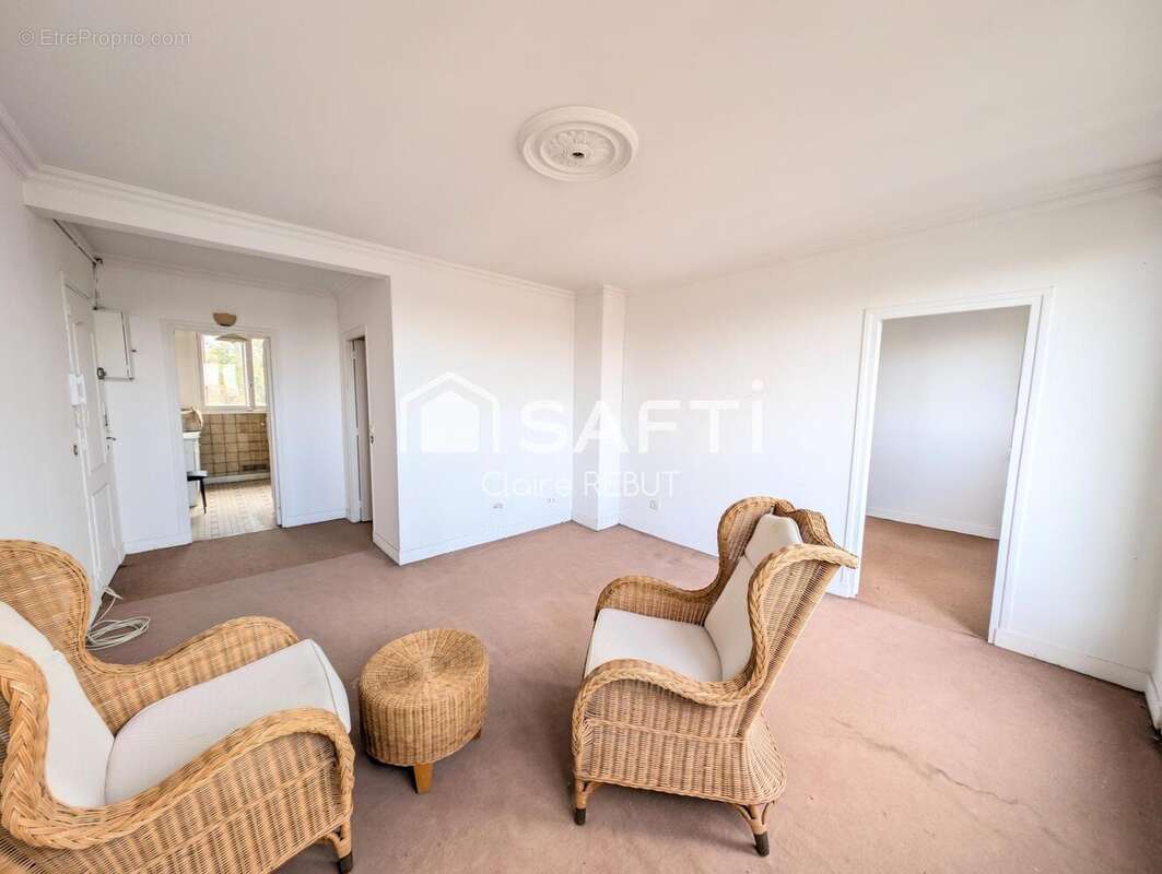 Photo 5 - Appartement à LIVRY-GARGAN
