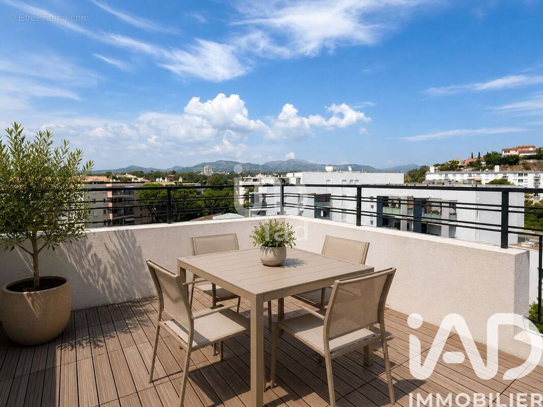 Photo 1 - Appartement à SAINT-RAPHAEL