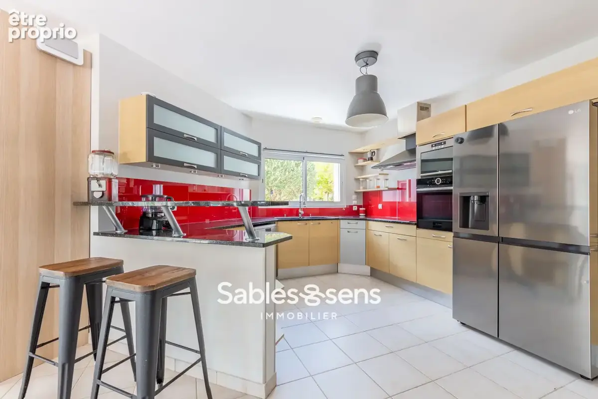 Maison T6 sur la commune de Sainte-Foy - photo 8