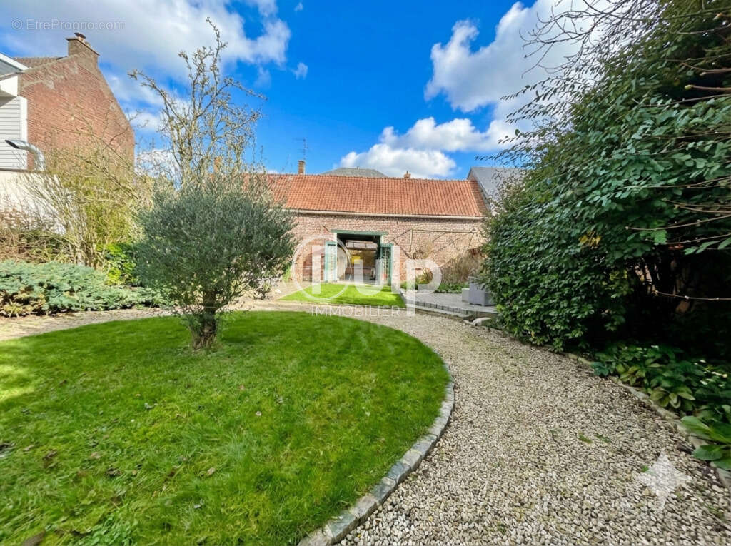 Maison à SIN-LE-NOBLE