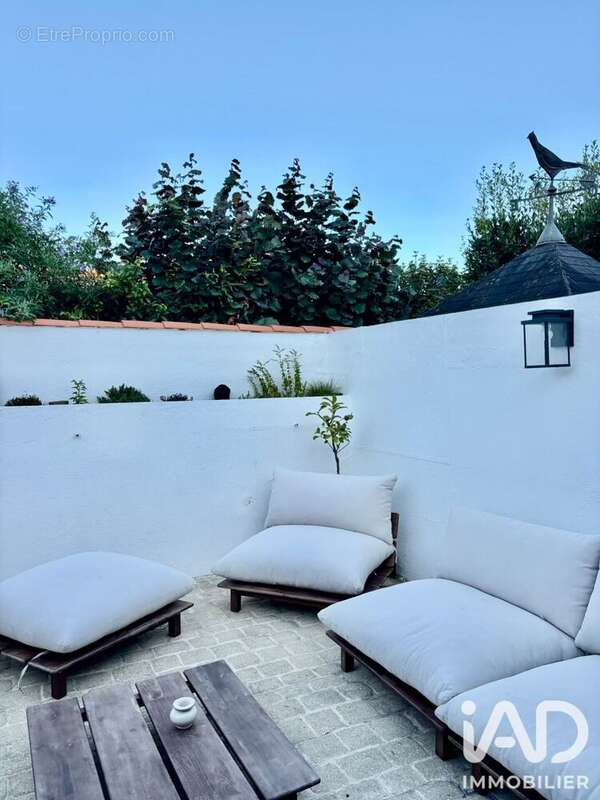 Maison 90 m² à La Rochelle  - photo 2