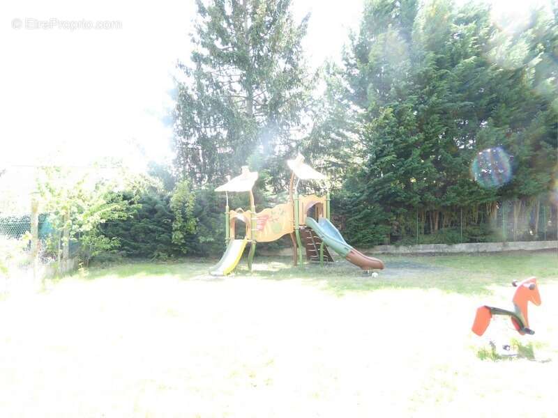 Appartement à BRUYERES-LE-CHATEL