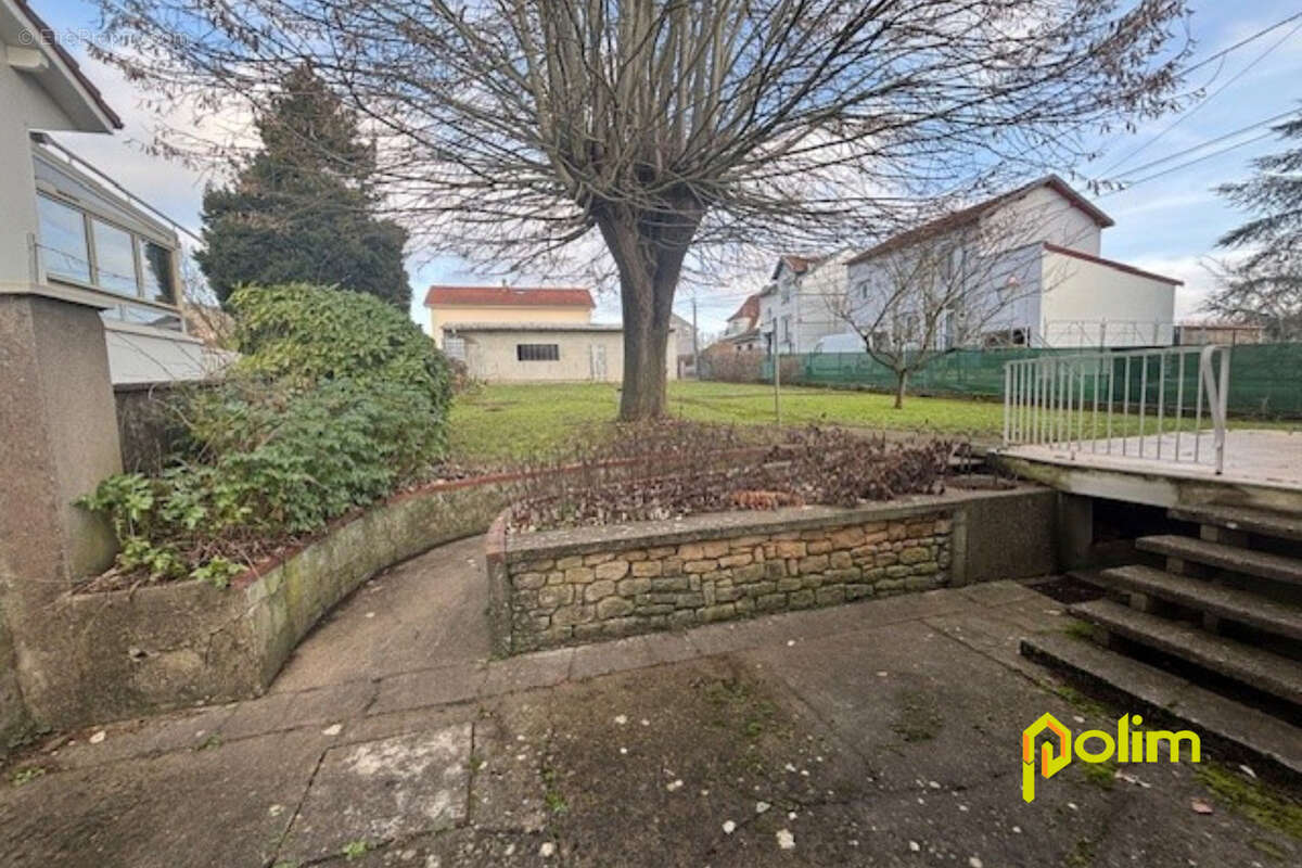 Maison à PAGNY-SUR-MOSELLE