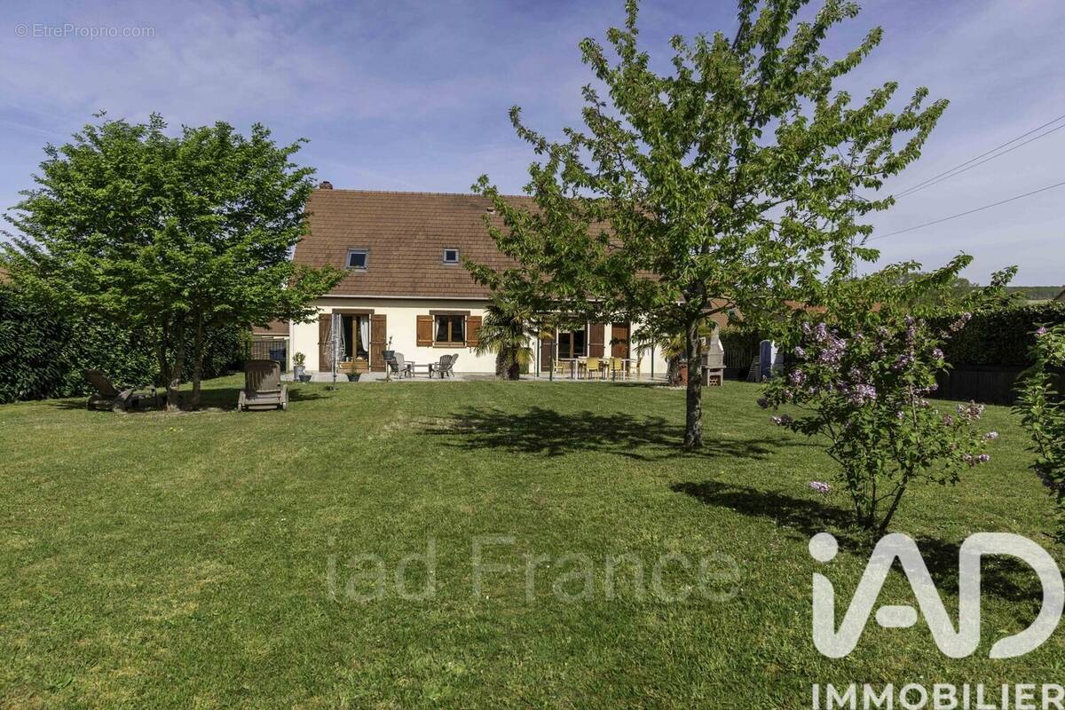 Photo 1 - Maison à LIMETZ-VILLEZ