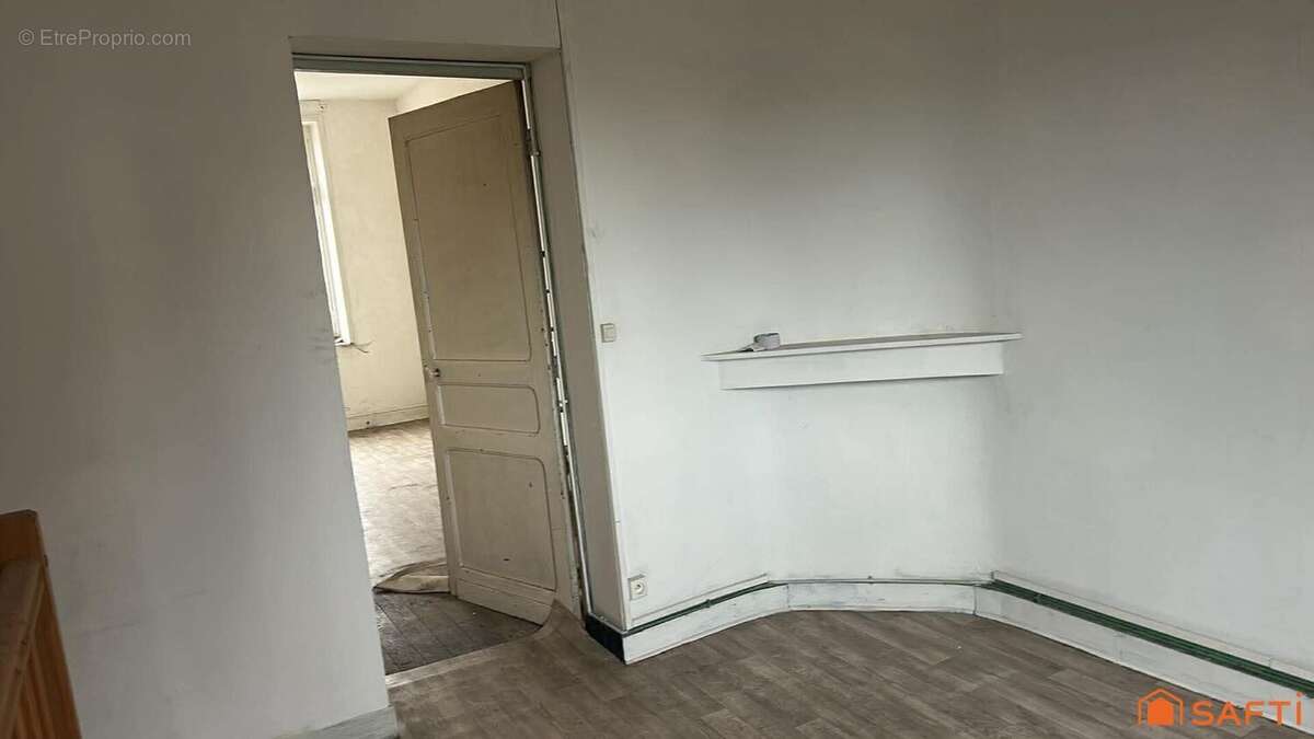 Photo 3 - Commerce à VALENCIENNES