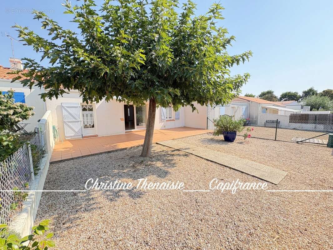 Maison à vendre Plain-Pied, Coeur de ville, 3 chambres, Garage SAINT HILAIRE DE RIEZ (85) - photo 21