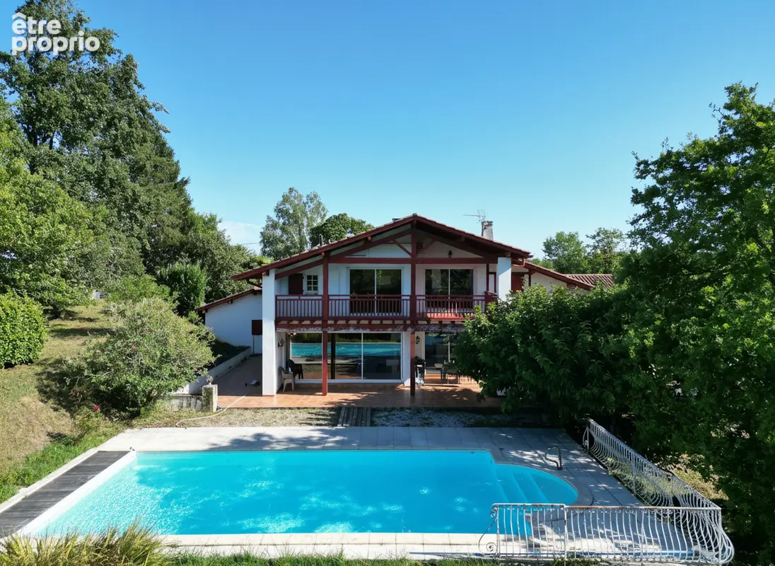 IRATZIAN Une maison généreuse, pensée pour recevoir à Cambo les bains - photo 2