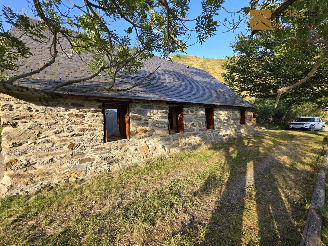 Maison à LUZ-SAINT-SAUVEUR