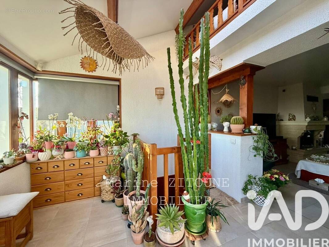 Photo 1 - Maison à LA VILLE-DU-BOIS