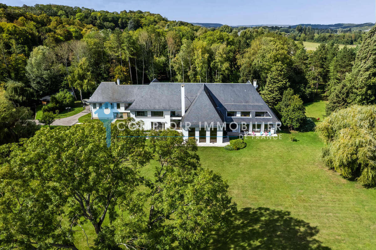 A vendre Dpt Eure (27) proche Pacy sur Eure magnifique Propriété de 1032 m2 habitables sur un parc de 13 ha - photo 10