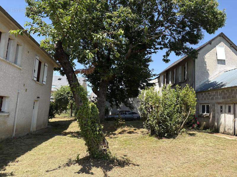 Entre Brive et Limoges, 15 mn accès A20, proche Pompadour centre - photo 4