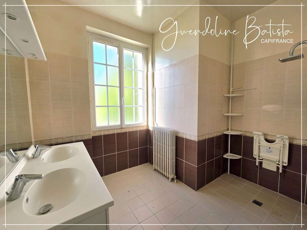 Maison Bourgeoise 240m² - 7 chambres - Terrain 7000m² avec piscine - photo 11