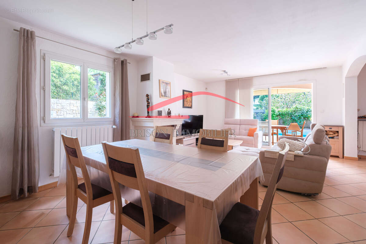 Maison à LA COLLE-SUR-LOUP