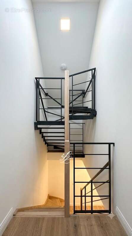 Appartement 217 m² à Le Mans  - photo 6