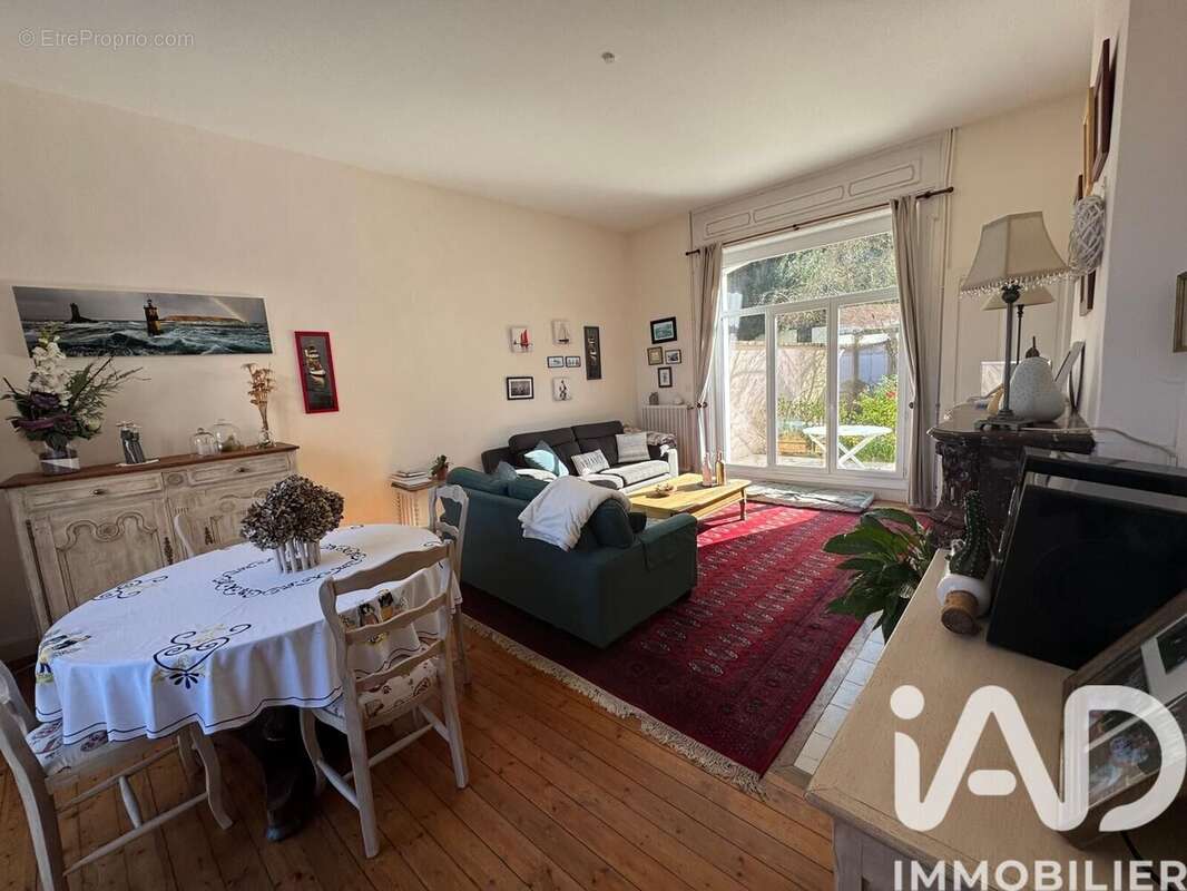 Photo 3 - Maison à MONTREUIL