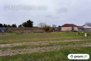 Terrain à BERNAY-SAINT-MARTIN