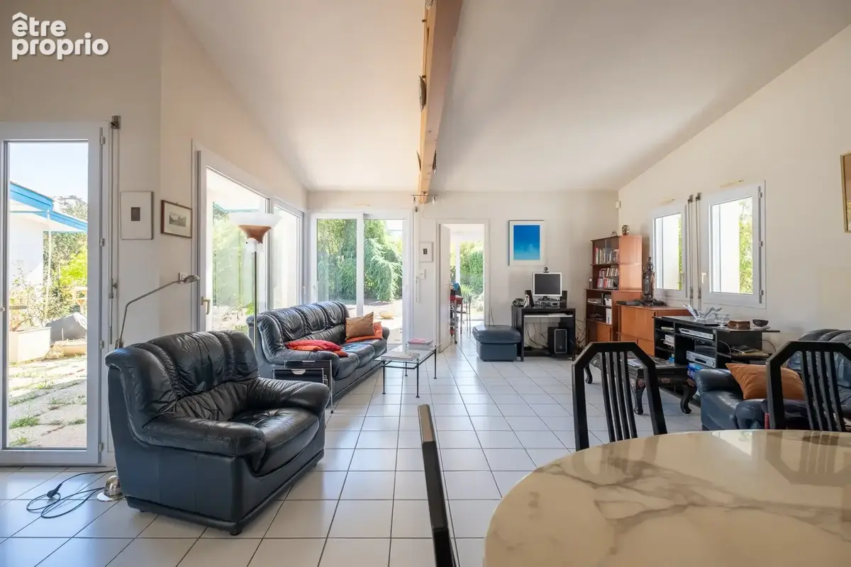 Maison à vendre 6 pièces SAINT ROGATIEN (17) - photo 13