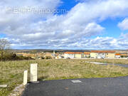 Terrain à LA CAVALERIE