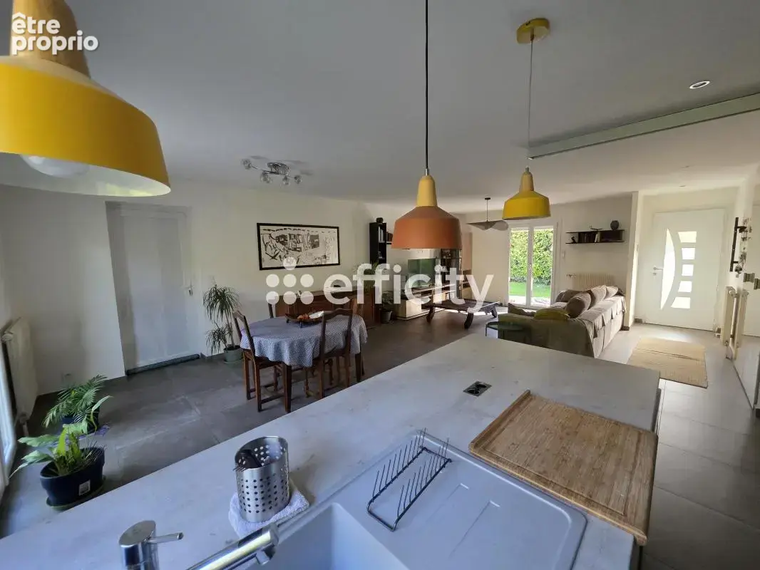 Maison 4 pièces 97 m² à vendre à Vaulx-En-Velin (69120) - photo 5