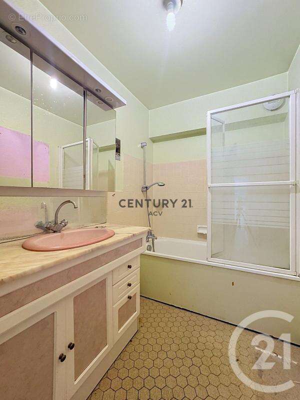 Appartement à MAISONS-ALFORT