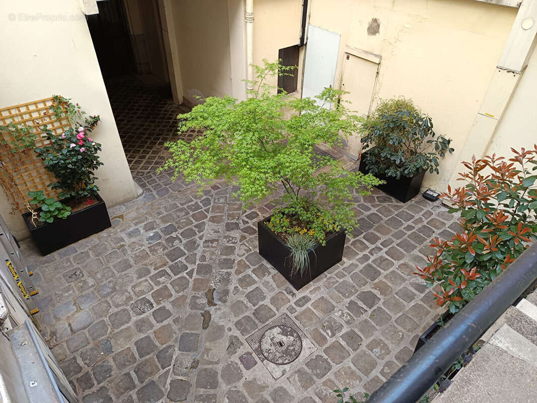 Appartement à PARIS-10E