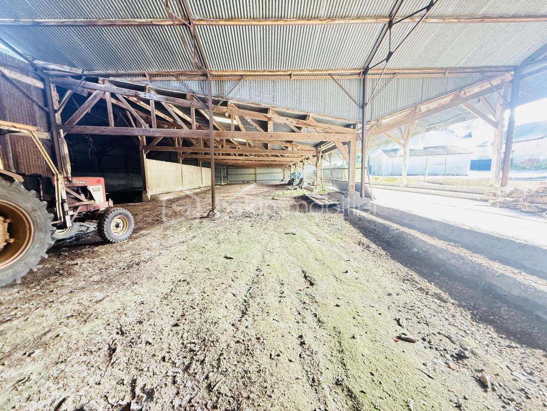 Maison à VERN-SUR-SEICHE