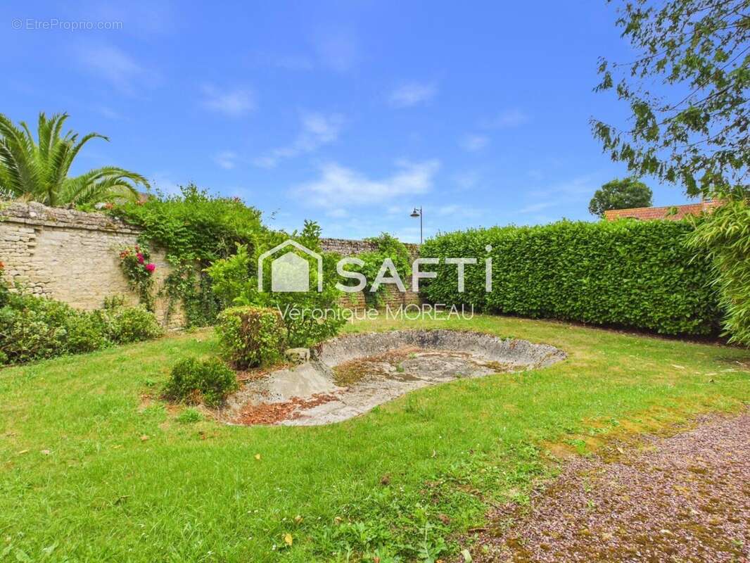 Maison 83 m² à Sainte-Croix-Grand-Tonne  - photo 5