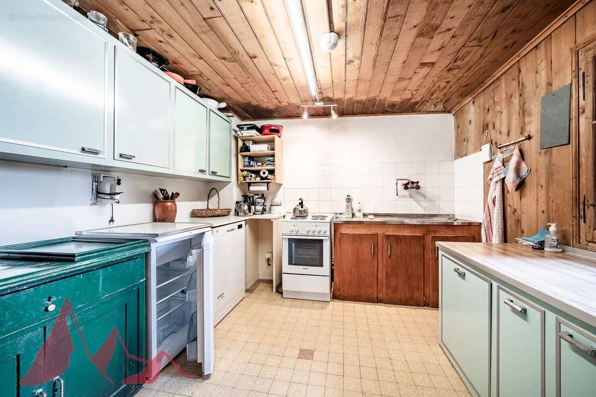 EXCLUSIVITÉ MORZINE IMMOBILIER — Les Udrézants : un penthouse à créer, à deux pas du centre - photo 18