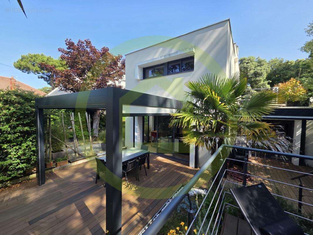 Maison 168 m² à La Baule-Escoublac  - photo 2