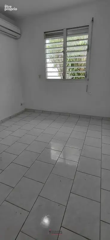 Maison de 82 m2 de type t4 a vendre a baie-mahault - photo 7