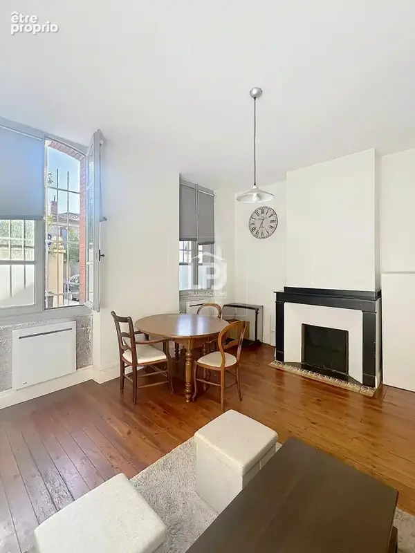 T2 de 41 m² avec terrasse – calme absolu – en rez-de-chaussée d’un bel immeuble Toulousain intimiste – Quartier prisé des Chalet - photo 3