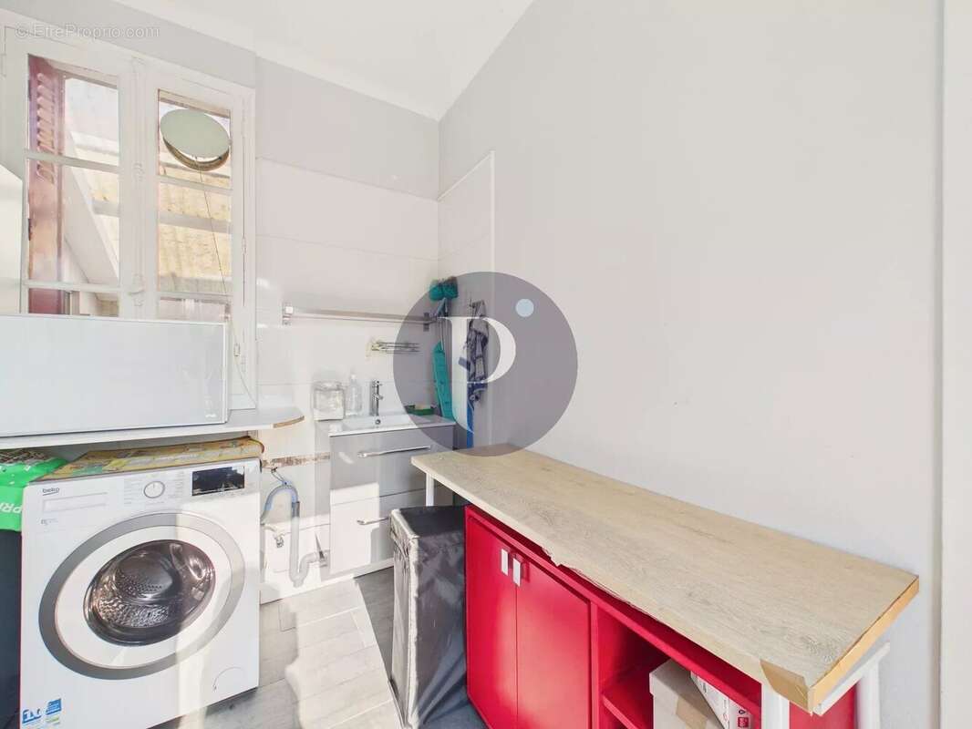 Maison à VERRIERES-LE-BUISSON