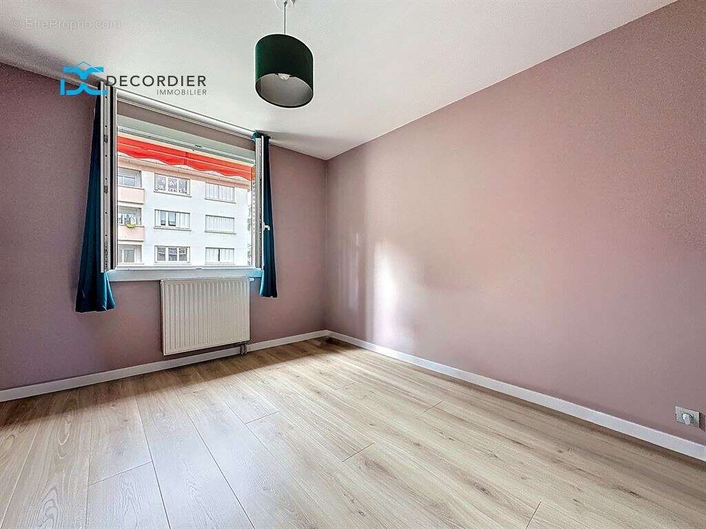 Appartement à EVIAN-LES-BAINS