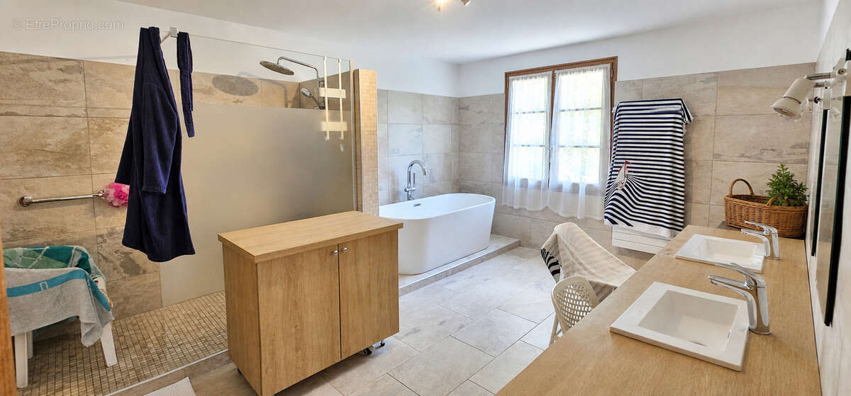 Villa familiale avec parc de 1,7 hectare et piscine à Marcé-sur-Esves - photo 6