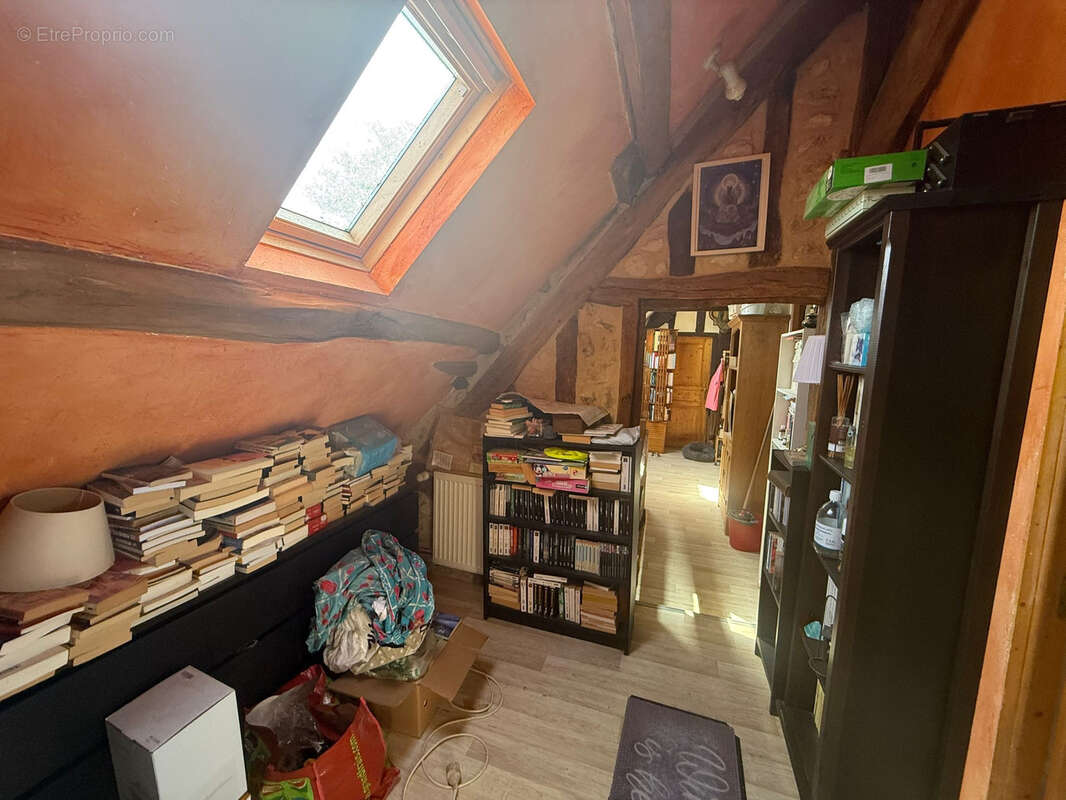 Maison à SAINT-AQUILIN-DE-CORBION