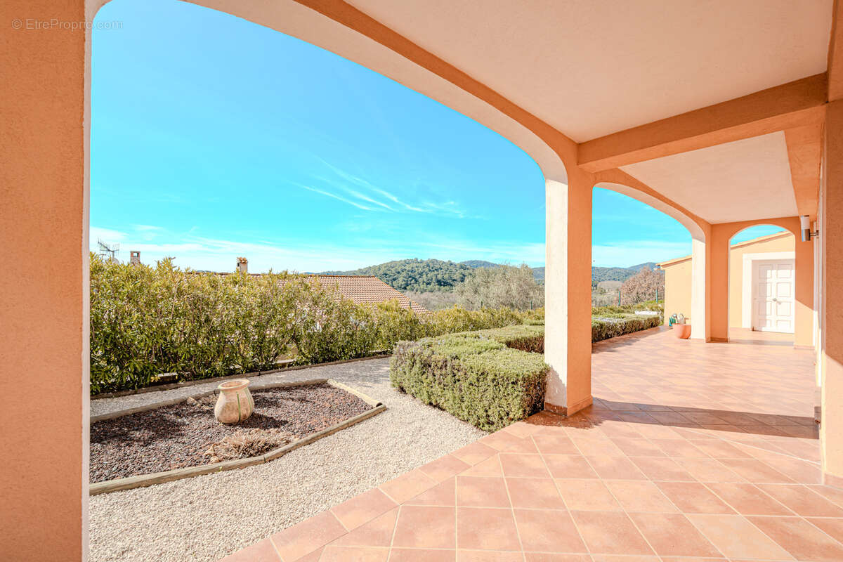 Maison à PIERREFEU-DU-VAR