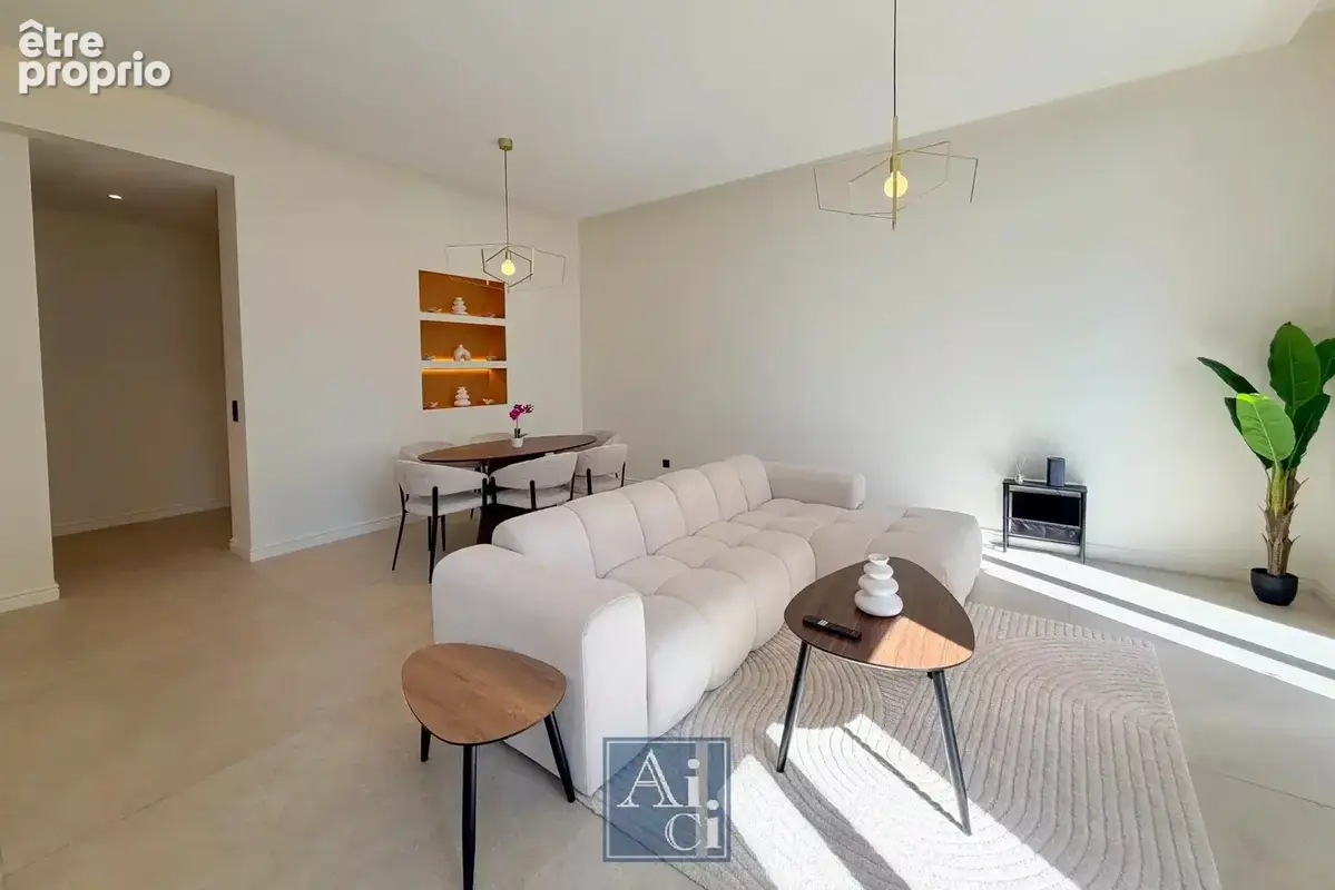 Cannes- croisette-6 pieces 185 m² - photo 17