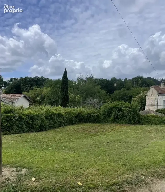 Terrain à VERDELAIS