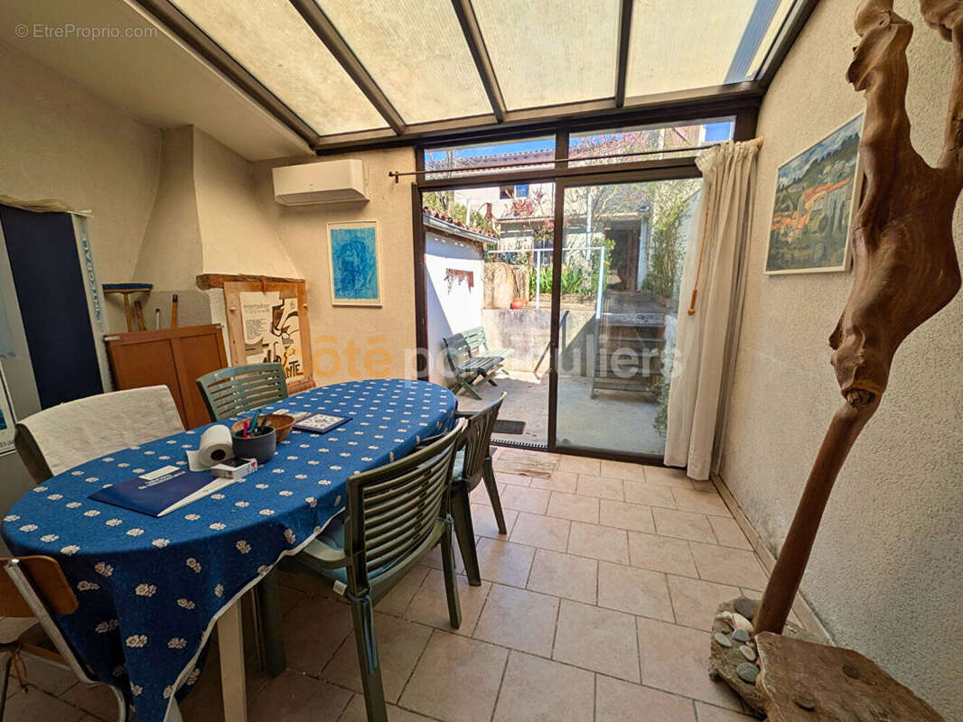 Maison de ville 3 pièce(s) 122 m2 - Jardinet - photo 6