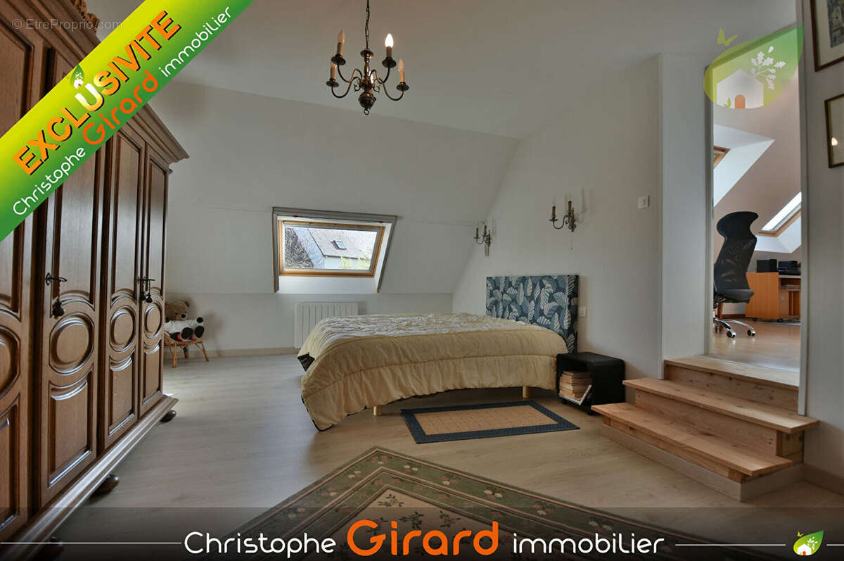 Maison à JUGON-LES-LACS